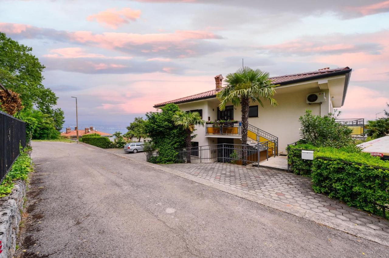 Apartments With A Parking Space Lovran, Opatija - 7869 Exterior photo